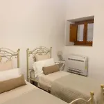 Cato - Le Vacanze A Casa Tua Lejlighed